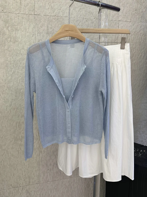 Ageless Gentle Wind Three-Piece Set Women's Fashion Spring Summer Long Sleeve Hollow out Knitted Top Elastic Waist Skirt
Ageless Gentle Wind Three-Piece Set Women's Fashion Spring Summer Long Sleeve Hollow out Knitted Top Elastic Waist Skirt
