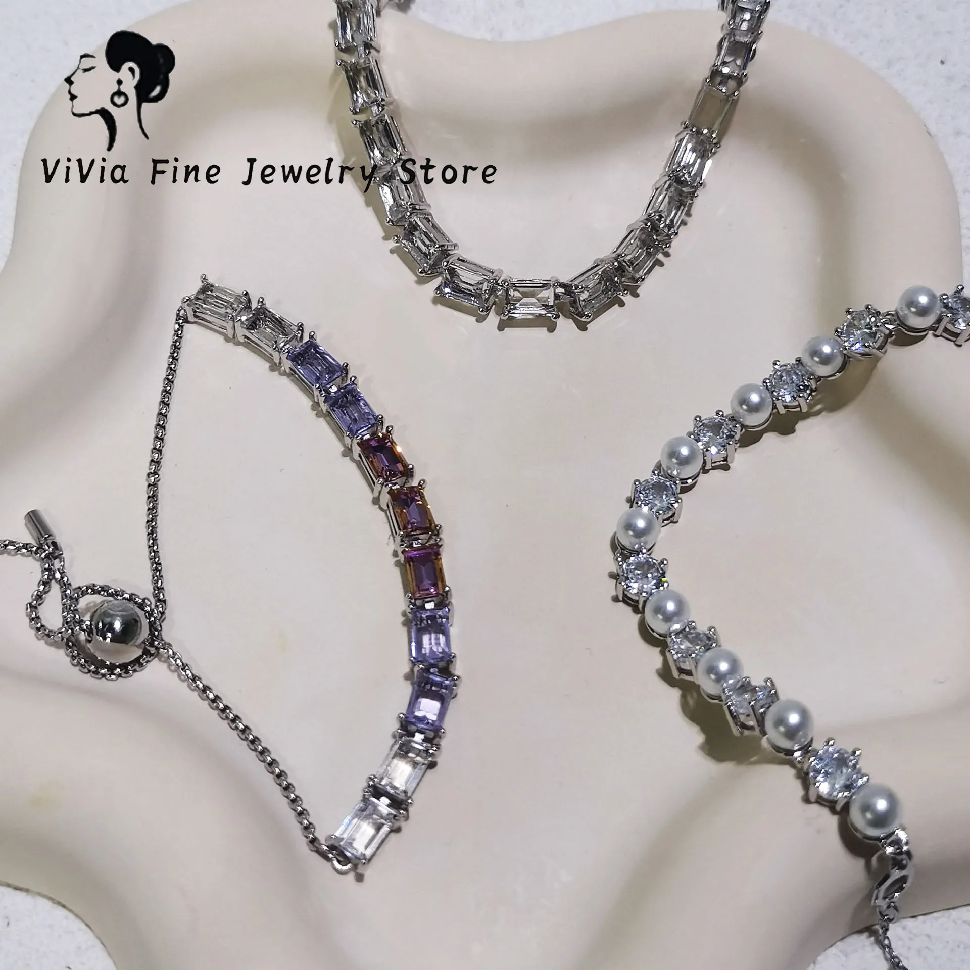 Luxury Round All-match Earrings Fashion Square Cut Crystal Bracelet Charm for Women Original Fine Jewelry Wedding Accessories
Luxury Round All-match Earrings Fashion Square Cut Crystal Bracelet Charm for Women Original Fine Jewelry Wedding Accessories