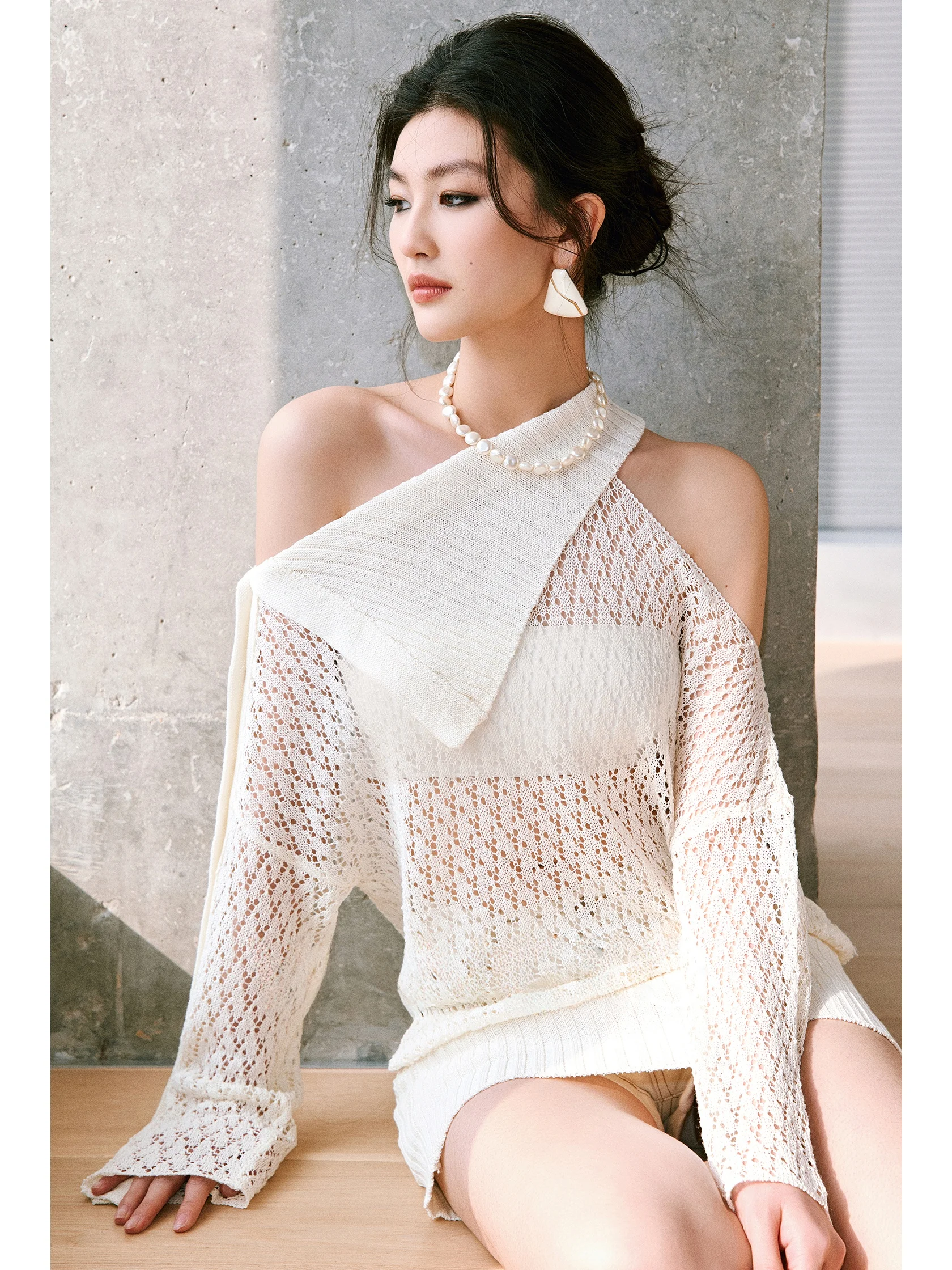 WANGXO Casual Style Mixed Linen Knitted Long Sleeve Waist-Cinched Shirt Hollow out Mesh Shoulder Bowed Neck Design Ladies T-s...
WANGXO Casual Style Mixed Linen Knitted Long Sleeve Waist-Cinched Shirt Hollow out Mesh Shoulder Bowed Neck Design Ladies T-s...