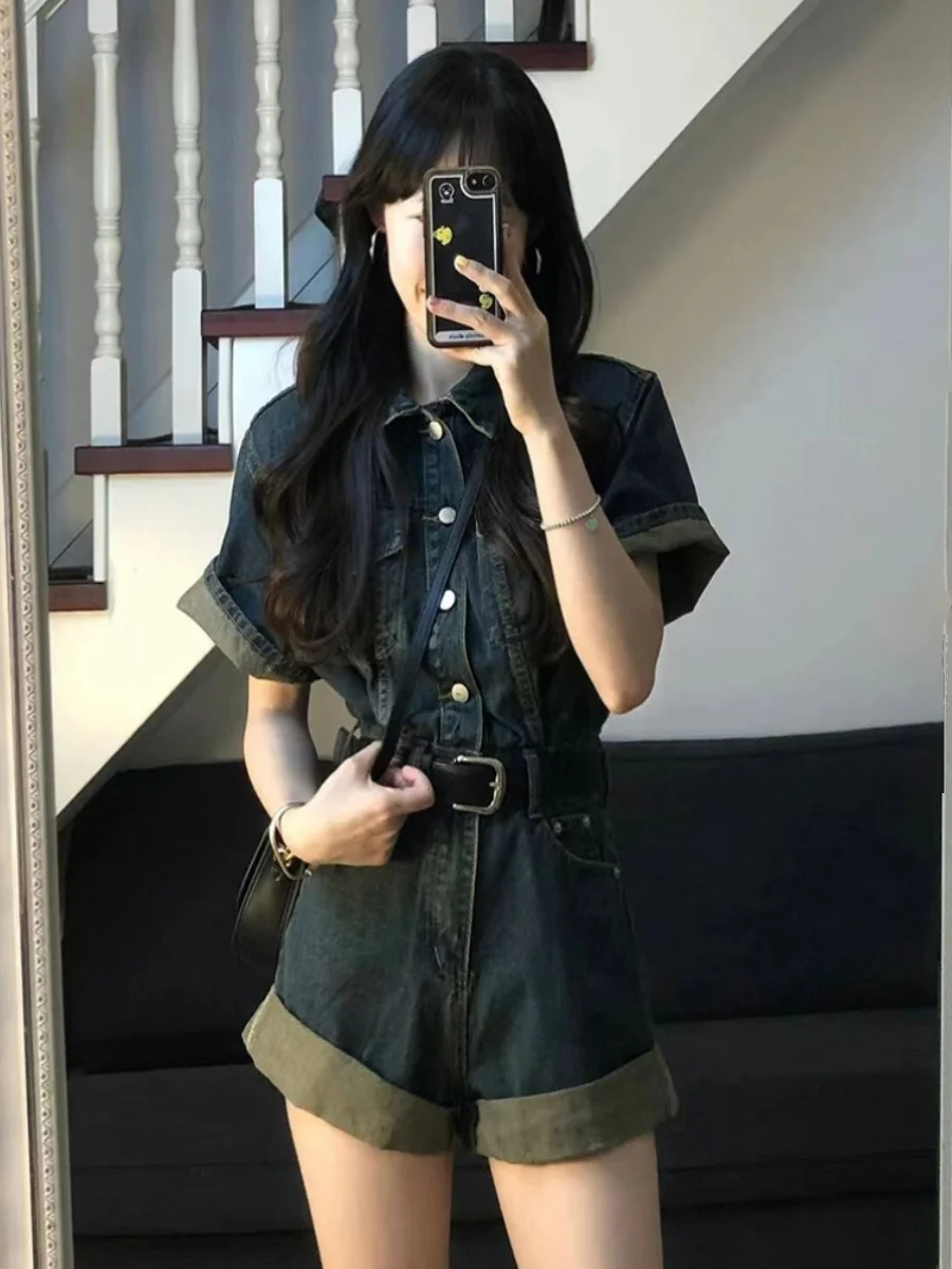 Джинсовые комбинезоны-шорты с высокой талией, широкими штанинами, эффектом утягивания, с отворотами, летние, новые, в стиле «слэш», из Гонконга
Джинсовые комбинезоны-шорты с высокой талией, широкими штанинами, эффектом утягивания, с отворотами, летние, новые, в стиле «слэш», из Гонконга