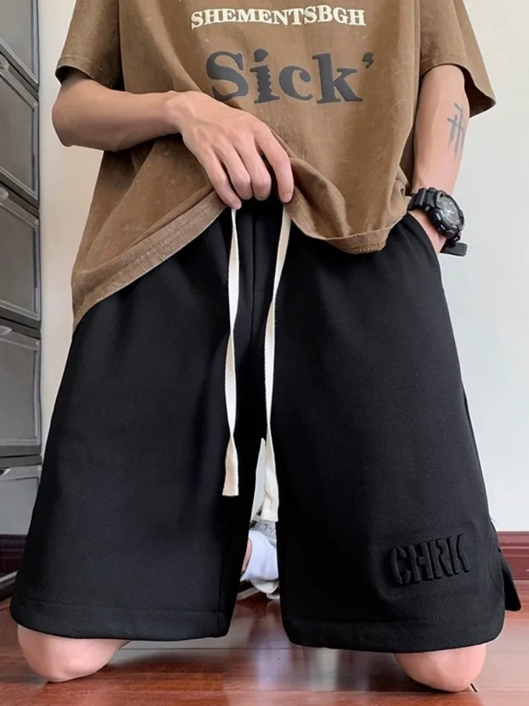 Легкие повседневные свободные мужские шорты в американском уличном стиле, спортивные брюки для баскетбола, летние тонкие свободные шорты-карго длиной до колена
Легкие повседневные свободные мужские шорты в американском уличном стиле, спортивные брюки для баскетбола, летние тонкие свободные шорты-карго длиной до колена