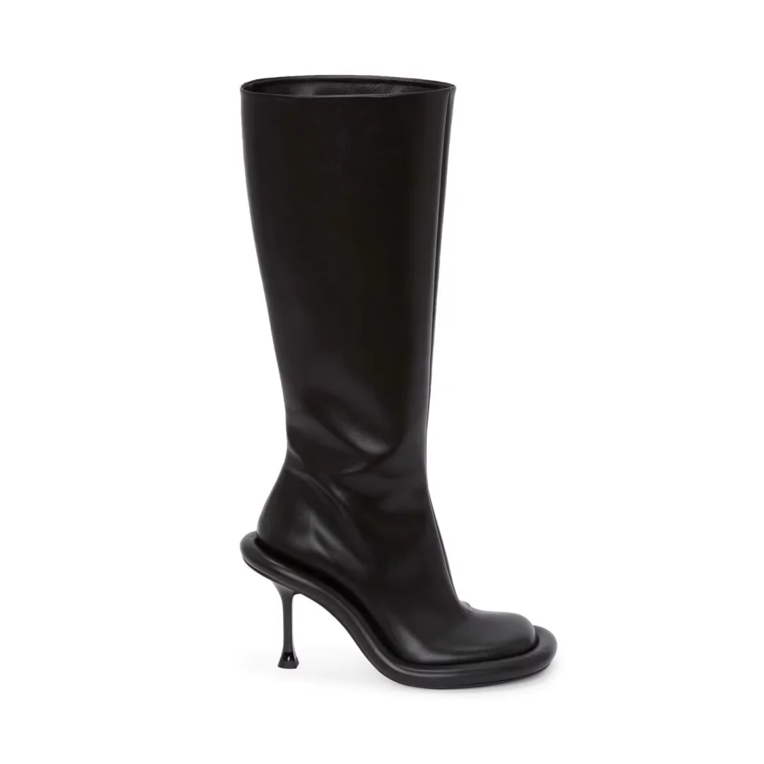 New Style Square Toe Boots Metal Stiletto Heels Suede Denim Knee High Boots Side Zipper Solid Women Shoes Winter Party Designer
New Style Square Toe Boots Metal Stiletto Heels Suede Denim Knee High Boots Side Zipper Solid Women Shoes Winter Party Designer