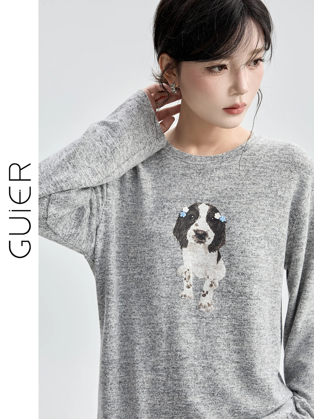 Женская повседневная толстовка Guier Long Sleeve с модным принтом, осенне-зимняя новинка, свободный крой для девушек
Женская повседневная толстовка Guier Long Sleeve с модным принтом, осенне-зимняя новинка, свободный крой для девушек