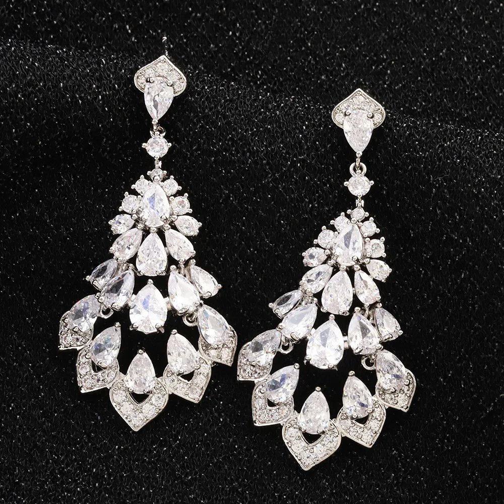 HIBRIDE New Trendy Waterdrop Earrings For Women Wedding Party Indian Dubai Bridal Jewelry boucle d'oreille femme Gift E-85
HIBRIDE New Trendy Waterdrop Earrings For Women Wedding Party Indian Dubai Bridal Jewelry boucle d'oreille femme Gift E-85