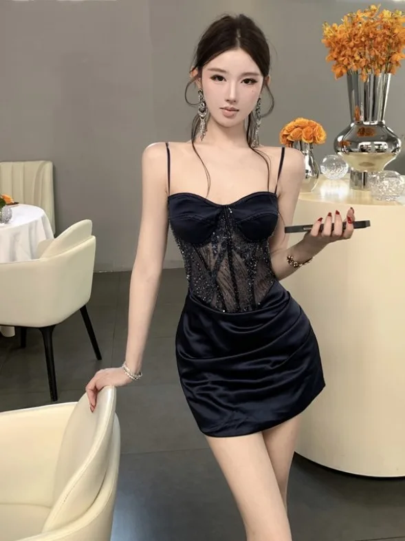 Sexy Lace Sequin Strap Dress Slimming Waist Birthday Gift Summer New Style Sleeveless Women's Fashionable Gathered Skirt
Sexy Lace Sequin Strap Dress Slimming Waist Birthday Gift Summer New Style Sleeveless Women's Fashionable Gathered Skirt
