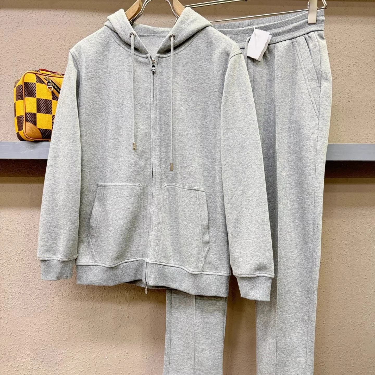 BC Итальянская мужская спортивная куртка Old Money Wind, повседневный комплект брюк 
BC Итальянская мужская спортивная куртка Old Money Wind, повседневный комплект брюк