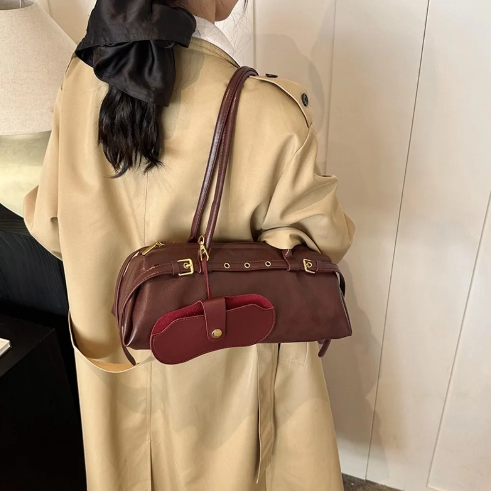 Сумка подмышки из искусственной кожи в стиле ретро, однотонная большая вместительная сумка с пряжкой на ремне, женская зимняя сумка 
Сумка подмышки из искусственной кожи в стиле ретро, однотонная большая вместительная сумка с пряжкой на ремне, женская зимняя сумка