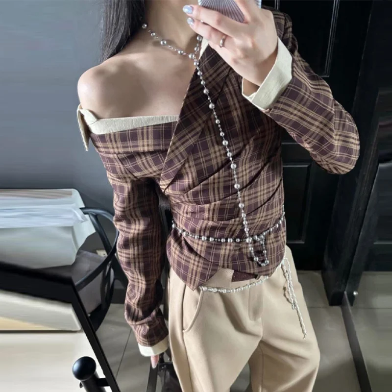 Женская модная футболка с открытыми плечами в клетку, шикарный плиссированный топ с длинными рукавами и лацканами Y2k, уличная одежда для поездок на работу
Женская модная футболка с открытыми плечами в клетку, шикарный плиссированный топ с длинными рукавами и лацканами Y2k, уличная одежда для поездок на работу
