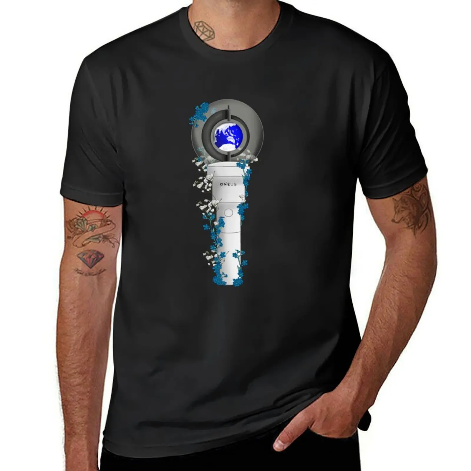 ONEUS Floral Lightstick kpop T-Shirt plain Aesthetic clothing summer top slim fit t shirts for men
ONEUS Floral Lightstick kpop T-Shirt plain Aesthetic clothing summer top slim fit t shirts for men