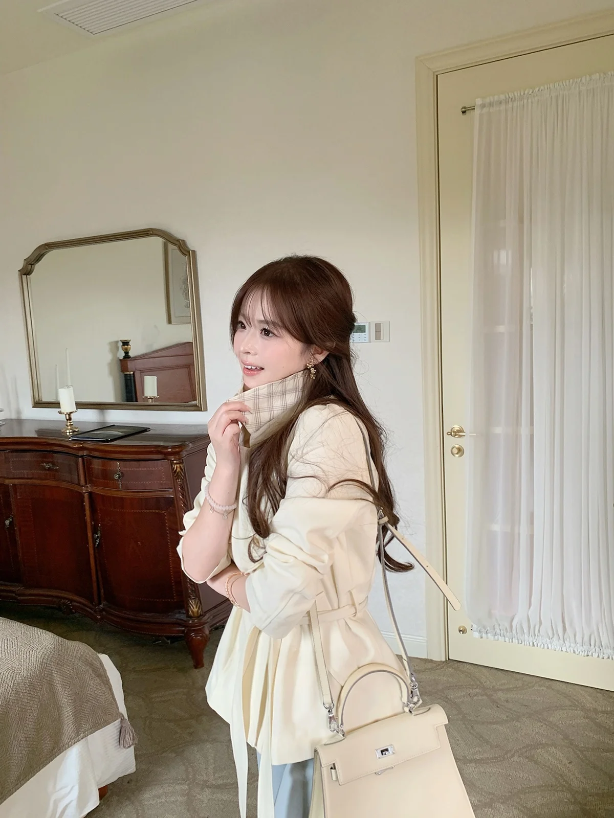Rosewth Short Waist-Cinching Plaid Collar Women's Coat Korean Style Slimming Trench Coat Female Fashion Spring Autumn
Rosewth Short Waist-Cinching Plaid Collar Women's Coat Korean Style Slimming Trench Coat Female Fashion Spring Autumn