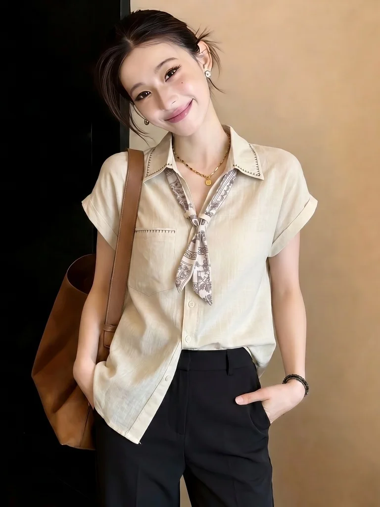 Elegant Silk Scarf V-Neck Short Sleeve Shirt Women's plus Size Summer New Style Commute Top Korean Version Loose Fit Blouse
Elegant Silk Scarf V-Neck Short Sleeve Shirt Women's plus Size Summer New Style Commute Top Korean Version Loose Fit Blouse