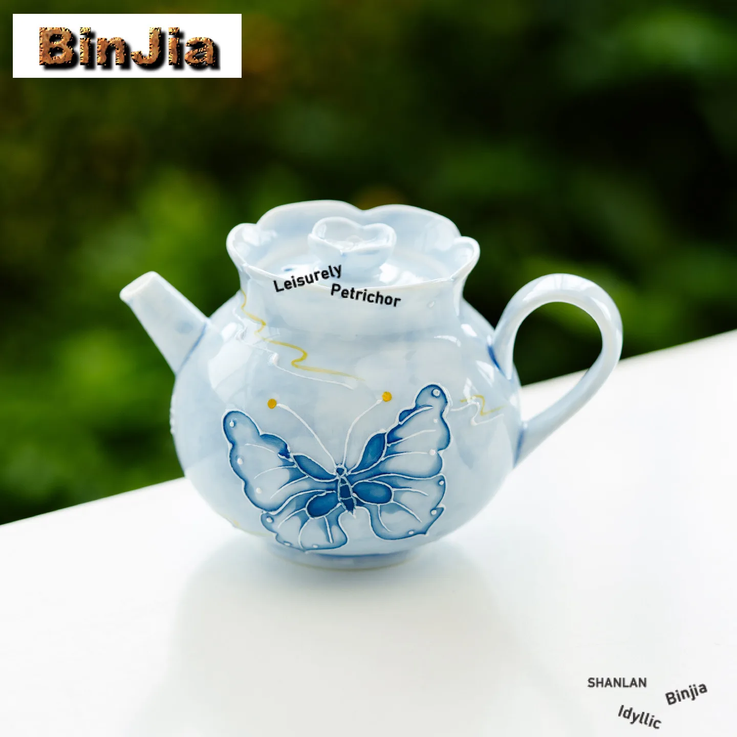 175ml Hand Painted Butterfly Teapot Antique Tea Infuser Pot Tea Maker Kettle With Ball Hole Kung Fu Tea Cha Supplies Collection
175ml Hand Painted Butterfly Teapot Antique Tea Infuser Pot Tea Maker Kettle With Ball Hole Kung Fu Tea Cha Supplies Collection