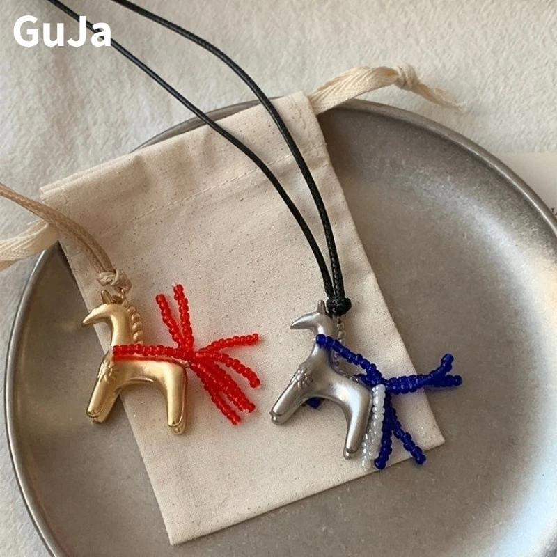 Trendy Jewelry Hot Sale Simply Design New horse-shaped Tassel pendant necklace For Women Female Gifts Popular Accessories
Trendy Jewelry Hot Sale Simply Design New horse-shaped Tassel pendant necklace For Women Female Gifts Popular Accessories