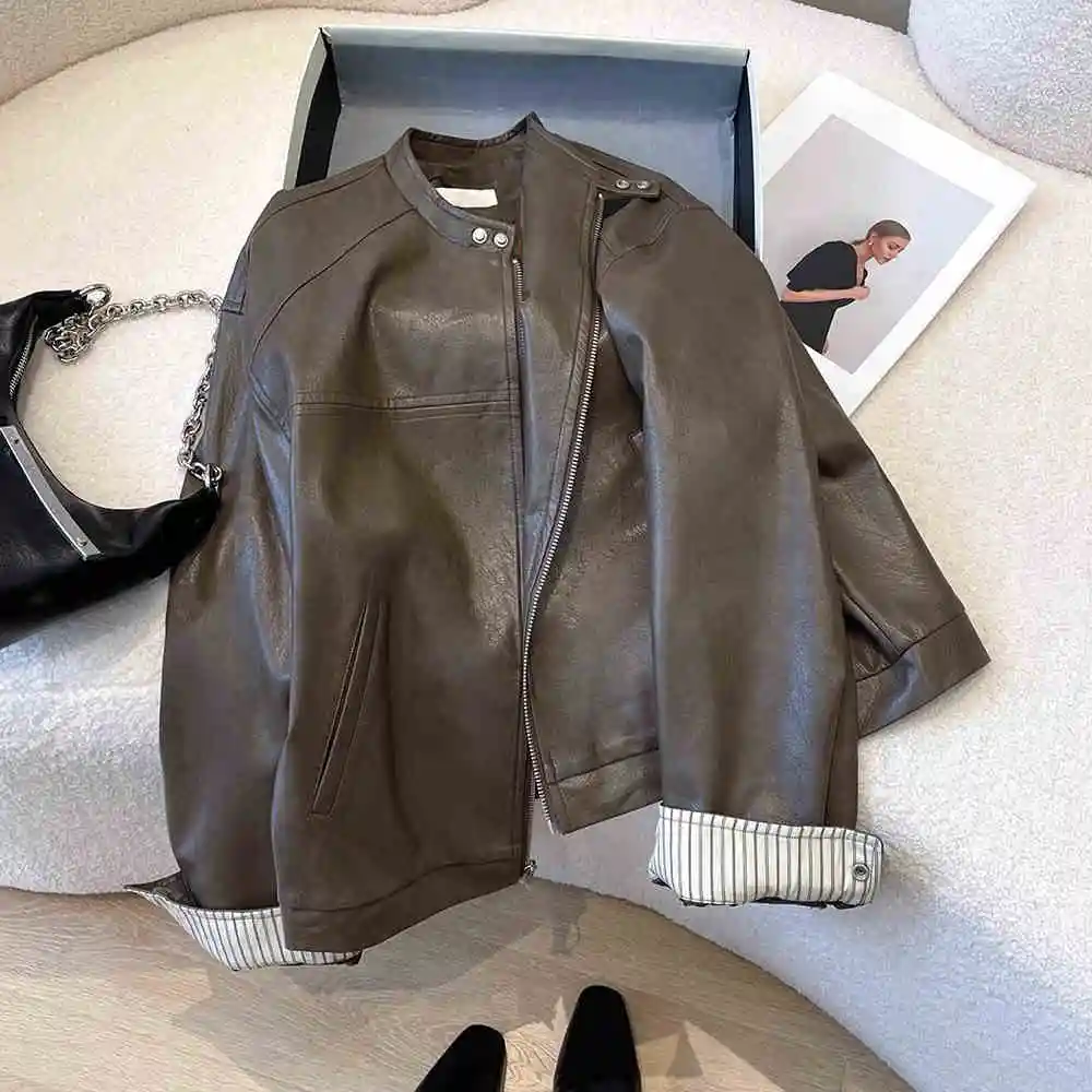 Korean Style Design Splicing Striped Women Leather Jacket Spring Autumn Zipper Motorcycle PU Jacket Female Casual Outerwear
Korean Style Design Splicing Striped Women Leather Jacket Spring Autumn Zipper Motorcycle PU Jacket Female Casual Outerwear
