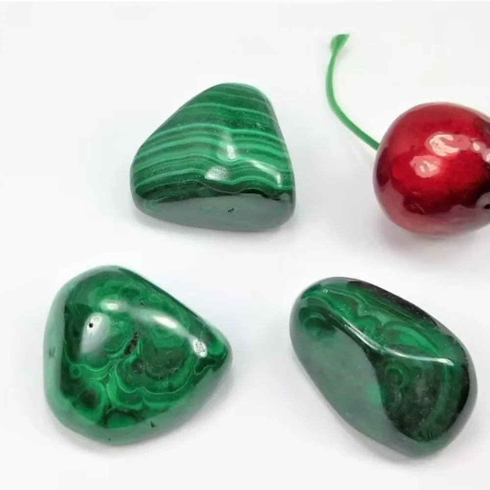 100% Top Quality Polished Crystal Green Gemstones Rocks Worry Stone Premium Quality Crystals Tumbled Gemstone
100% Top Quality Polished Crystal Green Gemstones Rocks Worry Stone Premium Quality Crystals Tumbled Gemstone