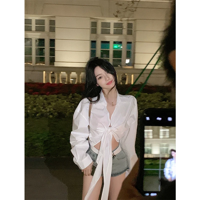 Streetwear White Shirts Women Fashion Cropped Bandage Blouses Summer Ladies Y2K Korean Aesthetic Long Sleeve Design Casual Tops
Streetwear White Shirts Women Fashion Cropped Bandage Blouses Summer Ladies Y2K Korean Aesthetic Long Sleeve Design Casual Tops