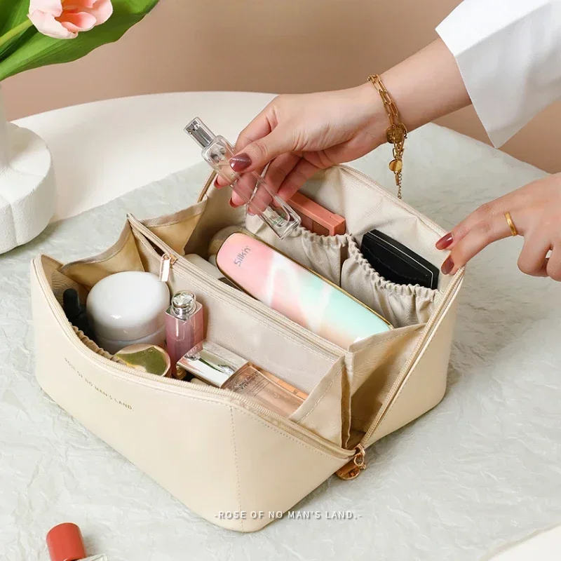 Large Capacity Cosmetic Bag Cosmetic Bag PU Leather Portable Travel Toiletry Bag Women Cosmetic Bag Toiletries Organizer Bag
Large Capacity Cosmetic Bag Cosmetic Bag PU Leather Portable Travel Toiletry Bag Women Cosmetic Bag Toiletries Organizer Bag