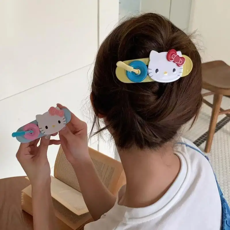 Kawaii Sanrio «Hello Kitty», заколка для волос с пуговицами, мультяшная большая заколка с уткой, милое украшение для волос, подарок на день рождения для девочек
Kawaii Sanrio «Hello Kitty», заколка для волос с пуговицами, мультяшная большая заколка с уткой, милое украшение для волос, подарок на день рождения для девочек