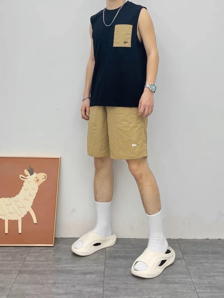 Men's Summer Ice Silk Tracksuit Set Sleeveless Tank Top Shorts Casual Sports Two Piece Outfit Streetwear Printed Beachwear
Men's Summer Ice Silk Tracksuit Set Sleeveless Tank Top Shorts Casual Sports Two Piece Outfit Streetwear Printed Beachwear