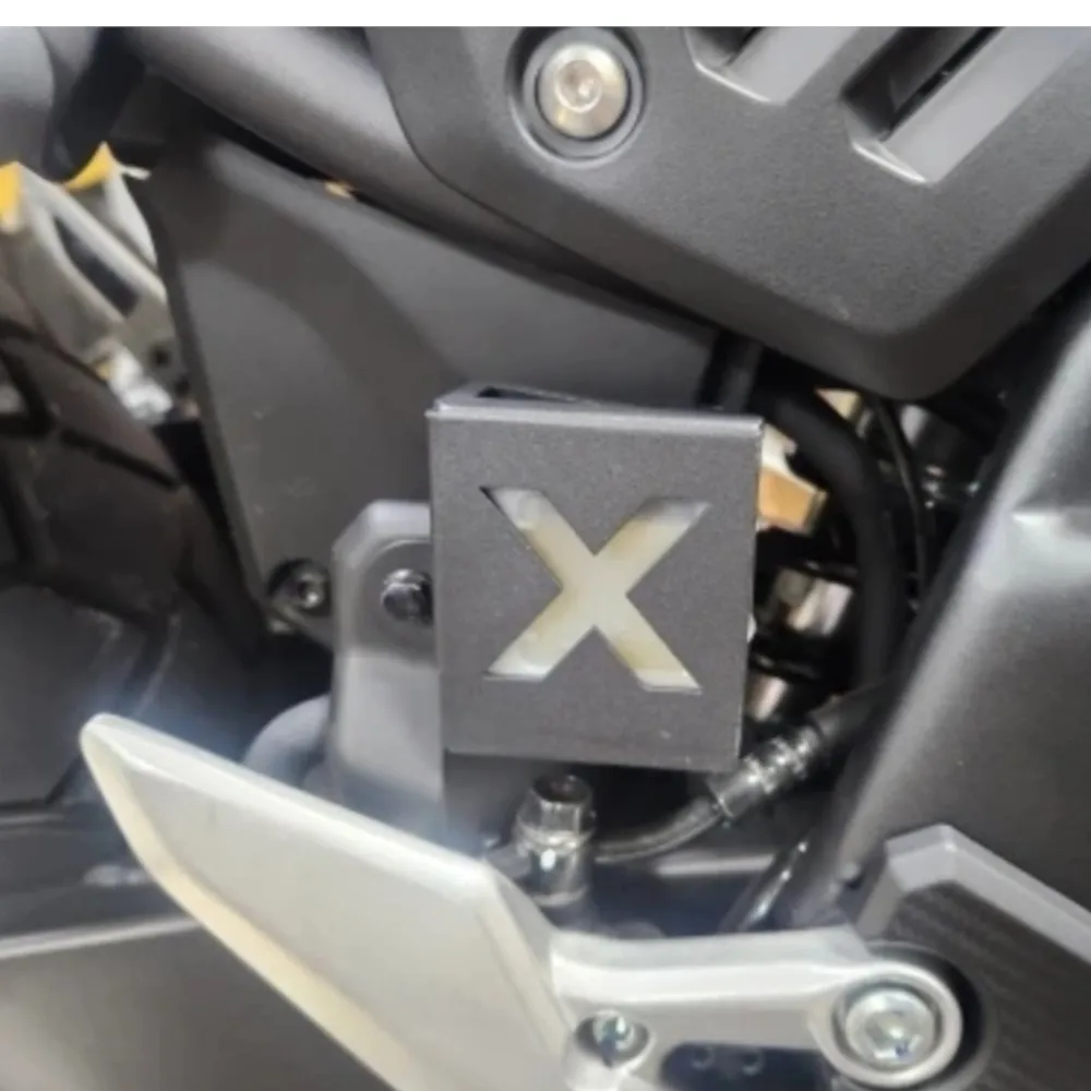 2025 Motocycle FOR HONDA CB500X 2023 CB500 X F CBR500R 2019-2024 2023 CB400X CB400F Rear Brake Fluid Reservoir Cover Protector
2025 Motocycle FOR HONDA CB500X 2023 CB500 X F CBR500R 2019-2024 2023 CB400X CB400F Rear Brake Fluid Reservoir Cover Protector
