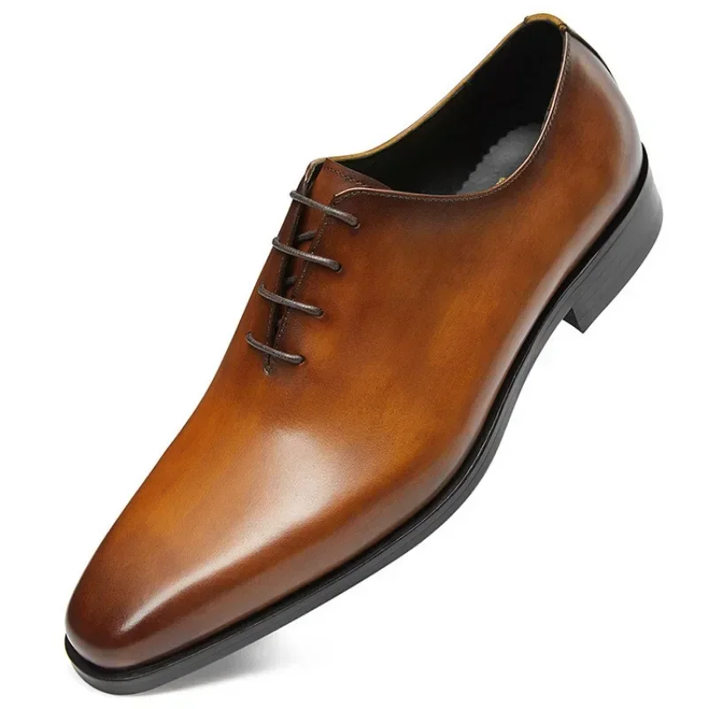 Italian Luxury Genuine Leather Mens Oxfords Dress Shoes Handmade Quality 2026 Retro Elegant Autumn Wedding Social Shoes for Male
Italian Luxury Genuine Leather Mens Oxfords Dress Shoes Handmade Quality 2026 Retro Elegant Autumn Wedding Social Shoes for Male
