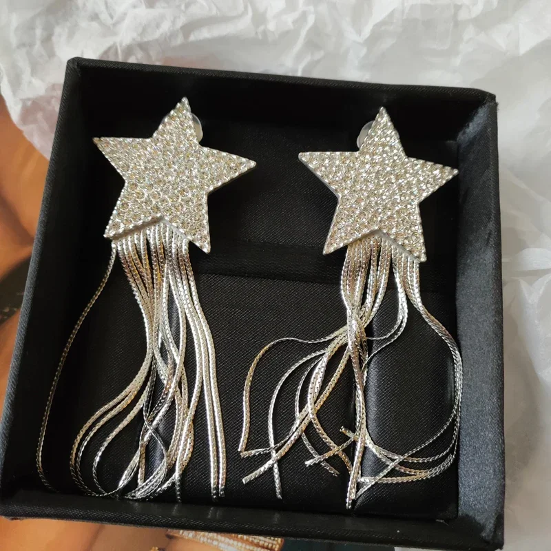 Fashion Designer Brand Star Big Diamond Crystal Tassels Ear Clip Women Top Quality Luxury Jewelry Shine Exquisite Gift
Fashion Designer Brand Star Big Diamond Crystal Tassels Ear Clip Women Top Quality Luxury Jewelry Shine Exquisite Gift