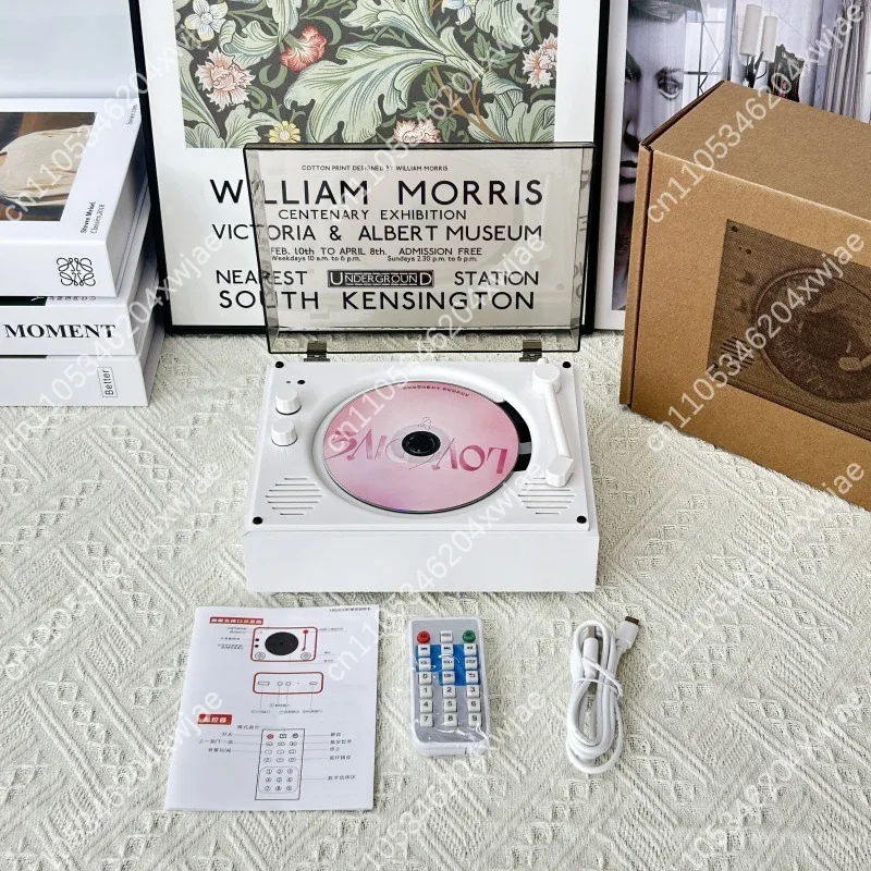 Портативный Bluetooth-бумбокс с CD-плеером в ретро-дизайне для воспроизведения альбомов и музыки
Портативный Bluetooth-бумбокс с CD-плеером в ретро-дизайне для воспроизведения альбомов и музыки