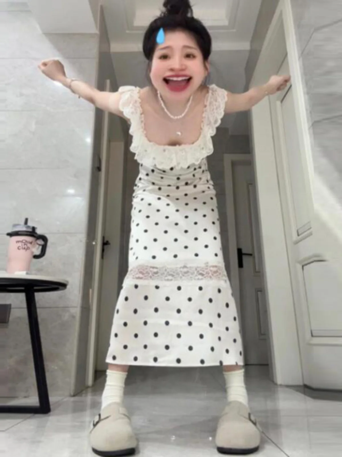 Pure Desire Style Sexy Backless Lace Polka Dot Dress Beach Vacation Long Dress Date Night Outfit Cotton Midi Skirt Dress
Pure Desire Style Sexy Backless Lace Polka Dot Dress Beach Vacation Long Dress Date Night Outfit Cotton Midi Skirt Dress