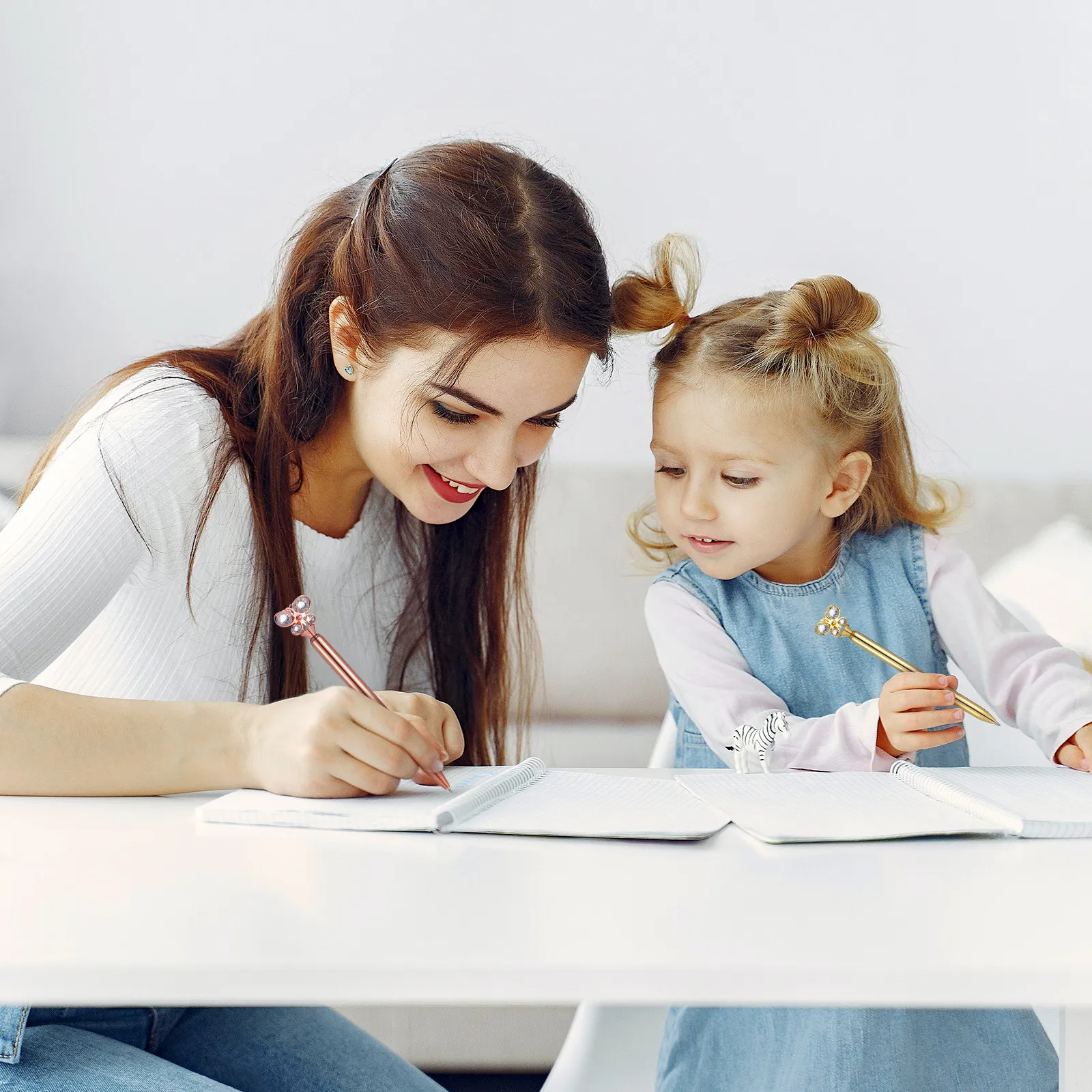 Набор из 3 металлических шариковых ручек в форме бабочки: стильные, с быстросохнущими чернилами, для плавного письма, для школы, офиса и дома
Набор из 3 металлических шариковых ручек в форме бабочки: стильные, с быстросохнущими чернилами, для плавного письма, для школы, офиса и дома