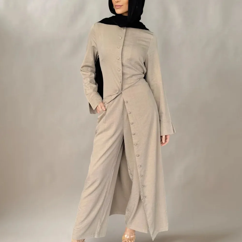 Ид Женщины На пуговицах Абая Прямые брюки Комплект из 2 предметов Мусульманские комплекты Рамадан Дубай Элегантные мусульманские ансамбли Арабские длинные брюки Марокко
Ид Женщины На пуговицах Абая Прямые брюки Комплект из 2 предметов Мусульманские комплекты Рамадан Дубай Элегантные мусульманские ансамбли Арабские длинные брюки Марокко