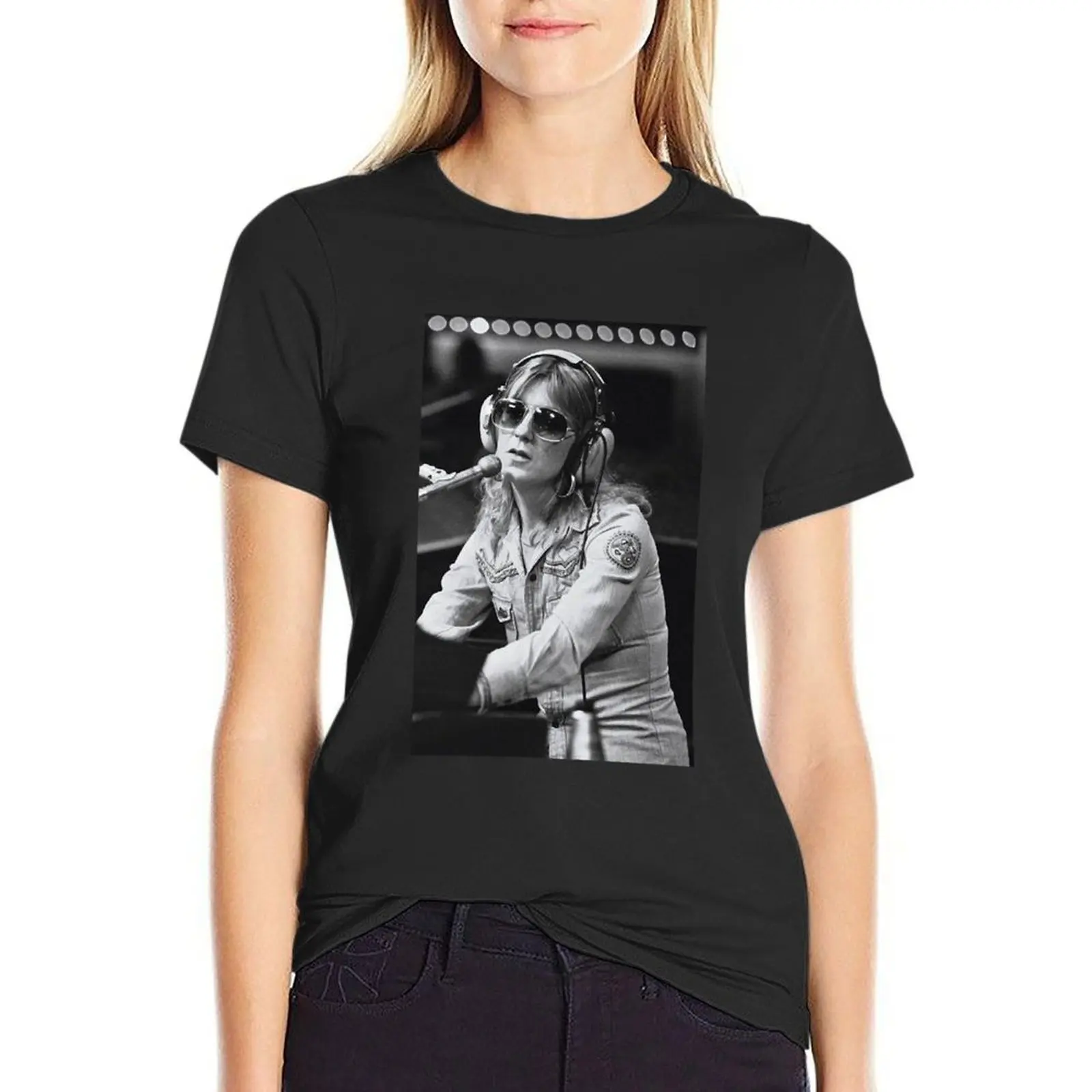Christine McVie T-Shirt female customs new edition summer clothes t shirts for Women
Christine McVie T-Shirt female customs new edition summer clothes t shirts for Women