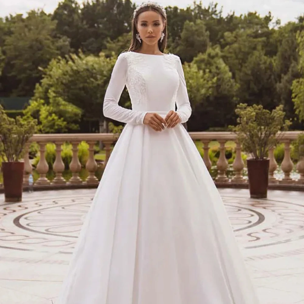 2024 New Exquisite Wedding Dress For Women O-Neck Appliques Long Sleeves Simple Lace Satin A-Line Buttons Back Vestidos De Novia
2024 New Exquisite Wedding Dress For Women O-Neck Appliques Long Sleeves Simple Lace Satin A-Line Buttons Back Vestidos De Novia
