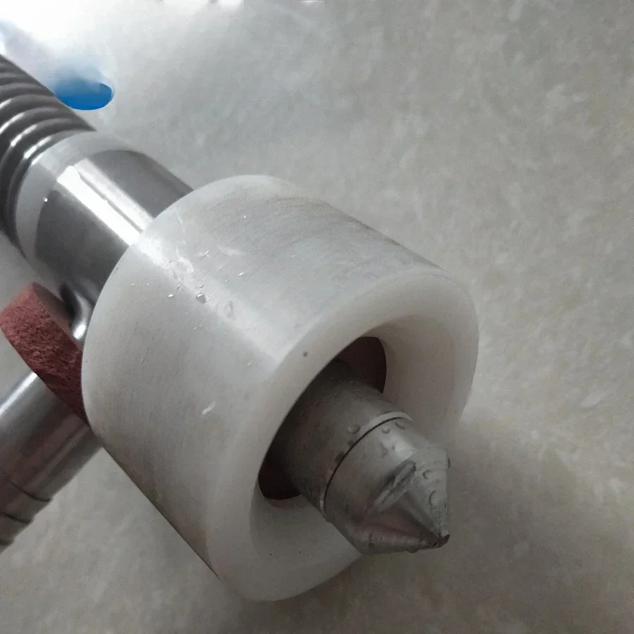 Hot sales overflow Liquid Filling nozzle of Filling Machine Connection Joint size is 19mm , 20mm inner size bo
Hot sales overflow Liquid Filling nozzle of Filling Machine Connection Joint size is 19mm , 20mm inner size bo