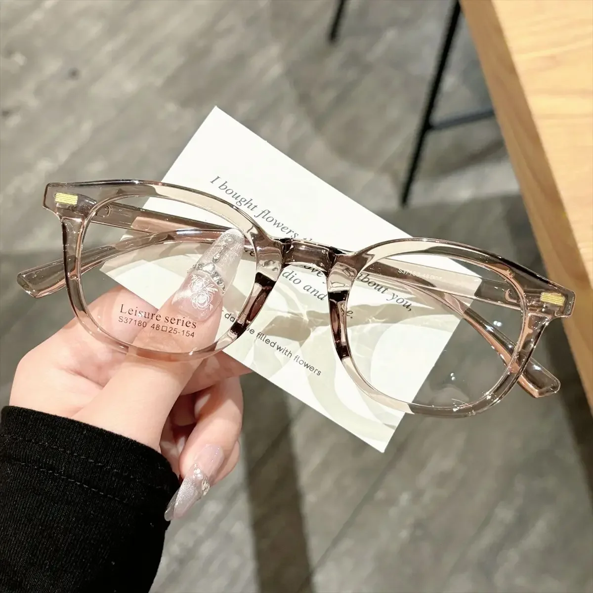 New Internet Celebrity Frame Small Frame Oval Glasses Frame Fashionable European and American Style Can Be Equipped with Myopia
New Internet Celebrity Frame Small Frame Oval Glasses Frame Fashionable European and American Style Can Be Equipped with Myopia