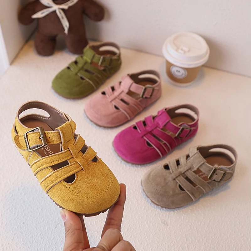 Детские дышащие полые сандалии в римском стиле, новинка лета 2023 года, сандалии Baotou с плоской подошвой допамина для мальчиков и девочек
Детские дышащие полые сандалии в римском стиле, новинка лета 2023 года, сандалии Baotou с плоской подошвой допамина для мальчиков и девочек