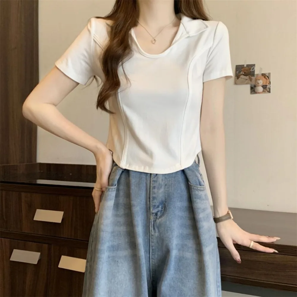 Simple V-neck Short Sleeve T Shirt Pullover All-match Y2k Crop Tops Women Slim Fit Chic Polo Neck Blouses Woman
Simple V-neck Short Sleeve T Shirt Pullover All-match Y2k Crop Tops Women Slim Fit Chic Polo Neck Blouses Woman