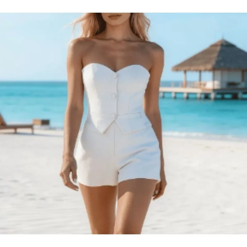 Women's White Tube Top Jumpsuit European and American Ins Style Slim-fitting Sexy Short Jumpsuit
Women's White Tube Top Jumpsuit European and American Ins Style Slim-fitting Sexy Short Jumpsuit