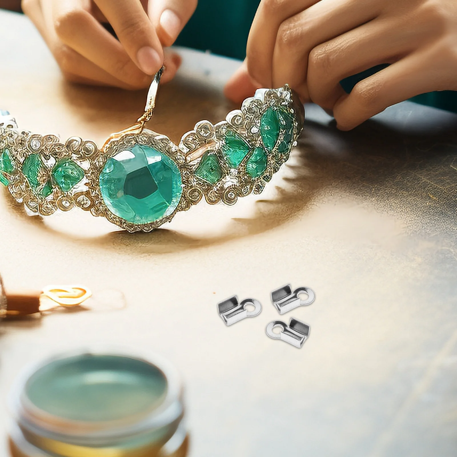 100Pcs DIY Jewelry Clamps Kit Stainless Steel Necklace Bracelet Connectors Bright Color Exquisite Design Lightweight Space
100Pcs DIY Jewelry Clamps Kit Stainless Steel Necklace Bracelet Connectors Bright Color Exquisite Design Lightweight Space