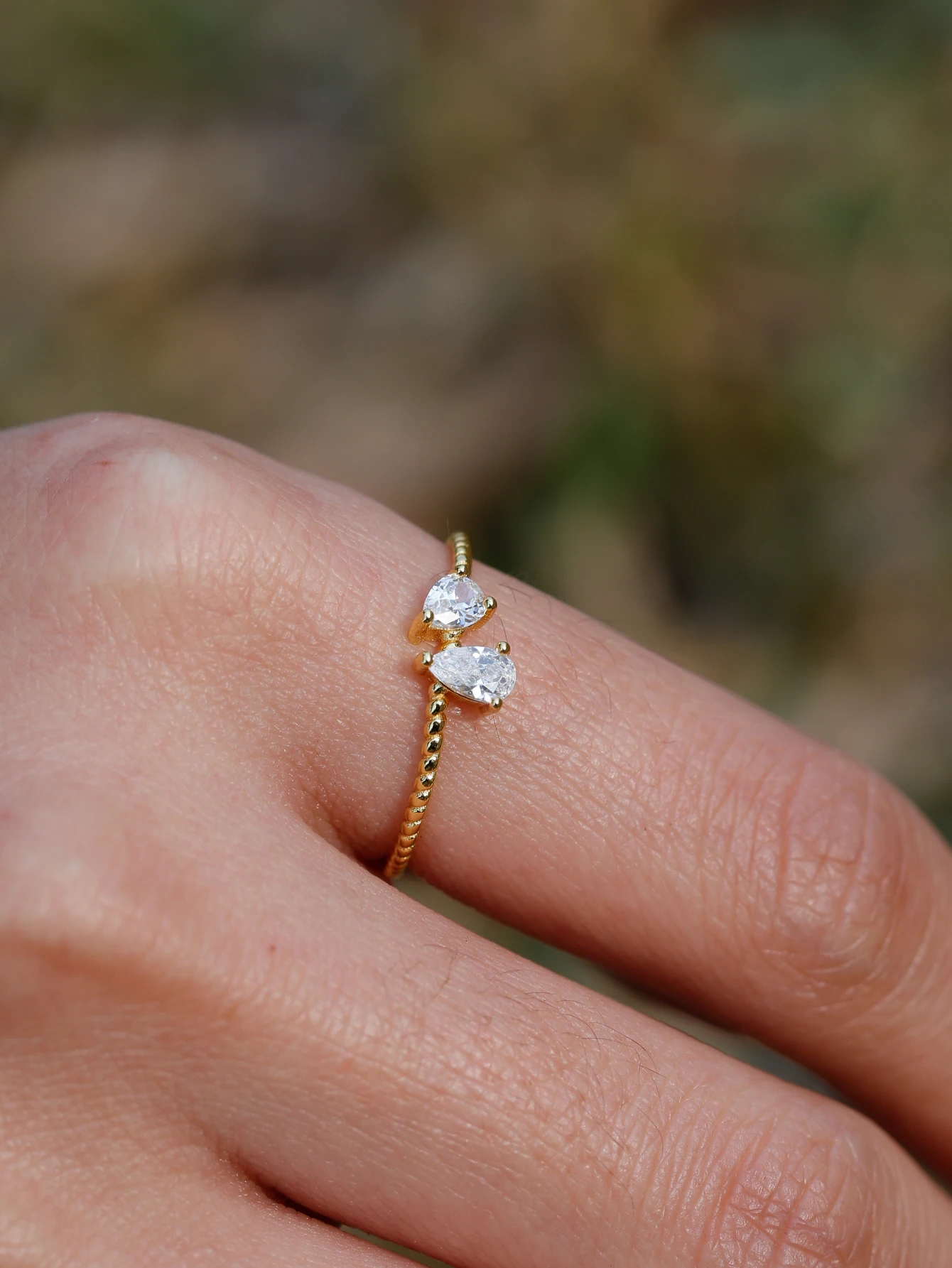 Кольцо с муассанитом неправильной формы из серебра 925 пробы с двойным камнем, ювелирные изделия, модные и изысканные, подходят для подарка
Кольцо с муассанитом неправильной формы из серебра 925 пробы с двойным камнем, ювелирные изделия, модные и изысканные, подходят для подарка