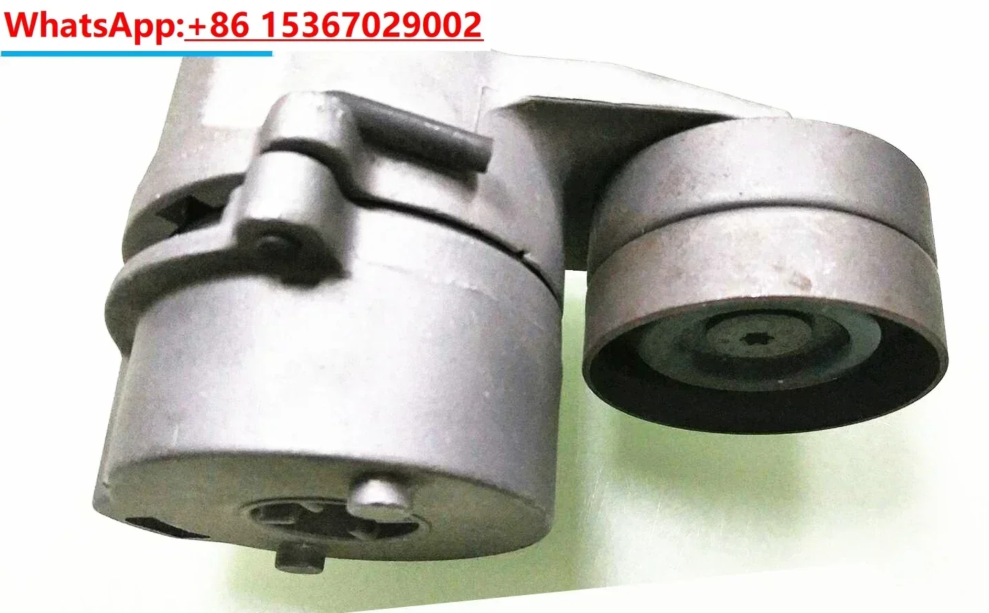 For EC210/240/290B belt tensioner adjusting wheel Engine adjusting wheel high quality Excavator accessories free shipping
For EC210/240/290B belt tensioner adjusting wheel Engine adjusting wheel high quality Excavator accessories free shipping