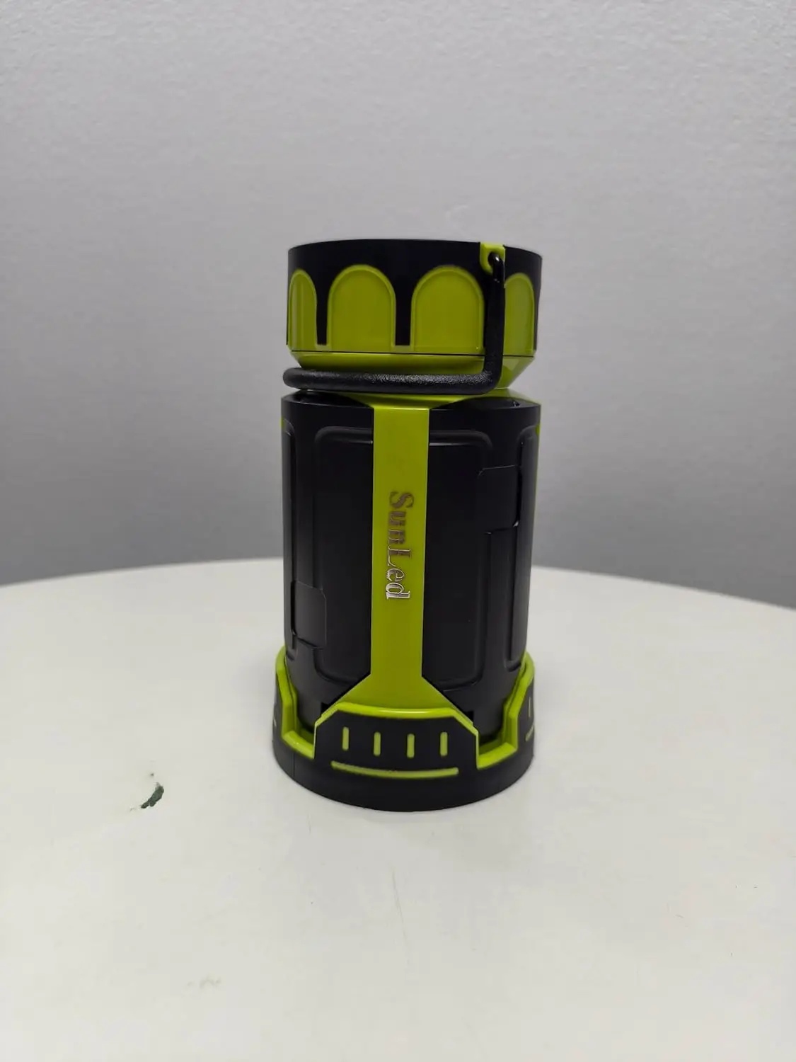 Solar Powered Camping Lantern,150-Lumen LED, IPX4 Waterproof, 3 Modes, Collapsible Design for Emergency, Hiking, Power Outage
Solar Powered Camping Lantern,150-Lumen LED, IPX4 Waterproof, 3 Modes, Collapsible Design for Emergency, Hiking, Power Outage