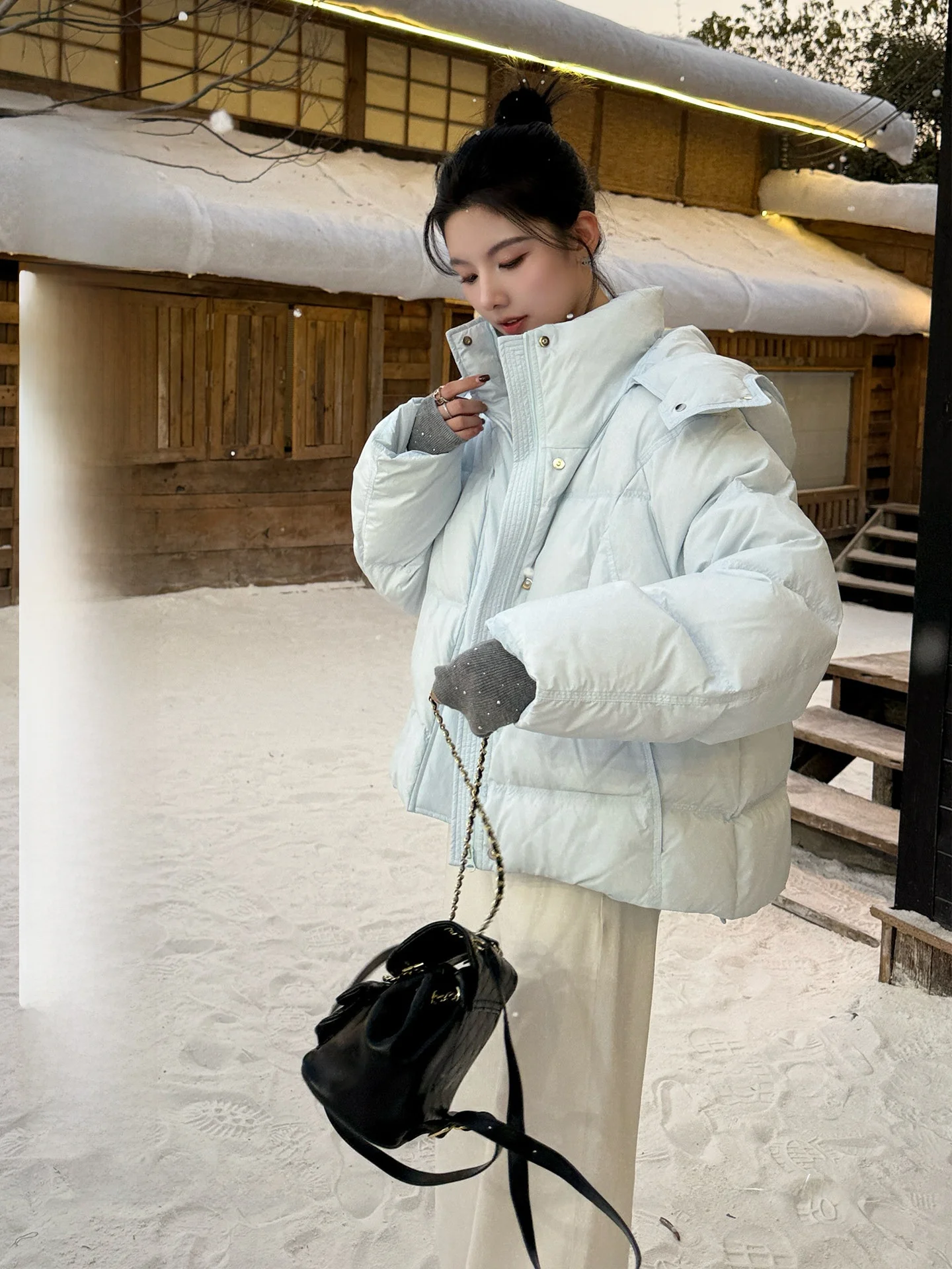 Warm White Duck down Puffer Jacket Women's Korean Style Fleece Lined Long Sleeve Coat Thickened Winter Outerwear
Warm White Duck down Puffer Jacket Women's Korean Style Fleece Lined Long Sleeve Coat Thickened Winter Outerwear