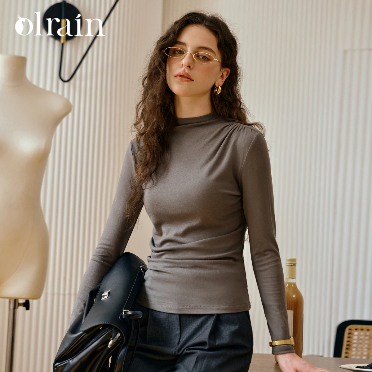 OLrain Women's T-shirt 2025 Autumn Semi-Turtleneck Slim Fit Long Sleeve Knit Base Layer Casual Commuter Top O57QT000933
OLrain Women's T-shirt 2025 Autumn Semi-Turtleneck Slim Fit Long Sleeve Knit Base Layer Casual Commuter Top O57QT000933