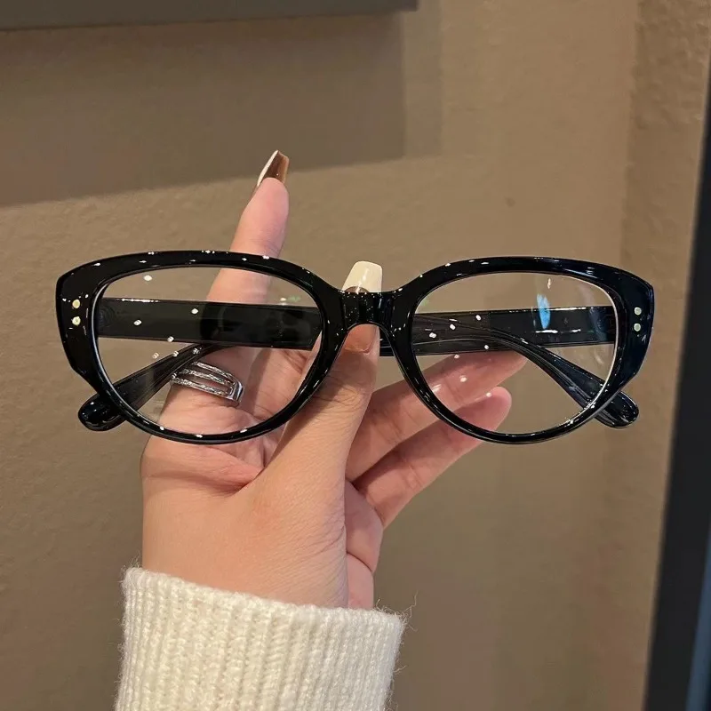 Luxury Glamour Women Brand Sunglasses Fashion Designer Glasses Cat Eye Stylish Runway Ladies Eyewear UV400 Oculos De Sol
Luxury Glamour Women Brand Sunglasses Fashion Designer Glasses Cat Eye Stylish Runway Ladies Eyewear UV400 Oculos De Sol