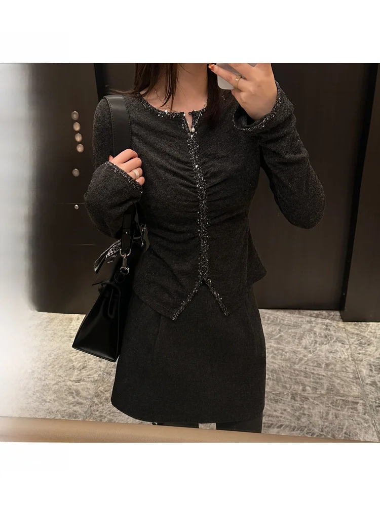 Versatile Long Sleeve V-Neck Knitted Top LZY Zhiyin Quality Cotton Sensation Design Sensation Thin Flash Polyester Fiber
Versatile Long Sleeve V-Neck Knitted Top LZY Zhiyin Quality Cotton Sensation Design Sensation Thin Flash Polyester Fiber