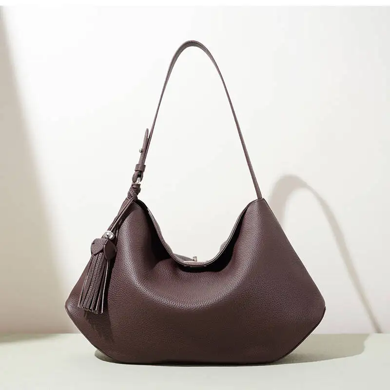 Versatile and stylish women's genuine leather high-end handbag, cowhide large-capacity work tote bag Designer Crossbody
Versatile and stylish women's genuine leather high-end handbag, cowhide large-capacity work tote bag Designer Crossbody