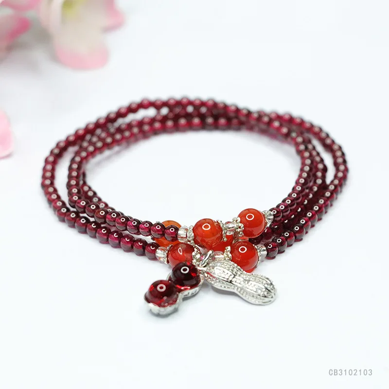 Garnet bracelet multi-circle bracelet peanut necklace Guochao
Garnet bracelet multi-circle bracelet peanut necklace Guochao