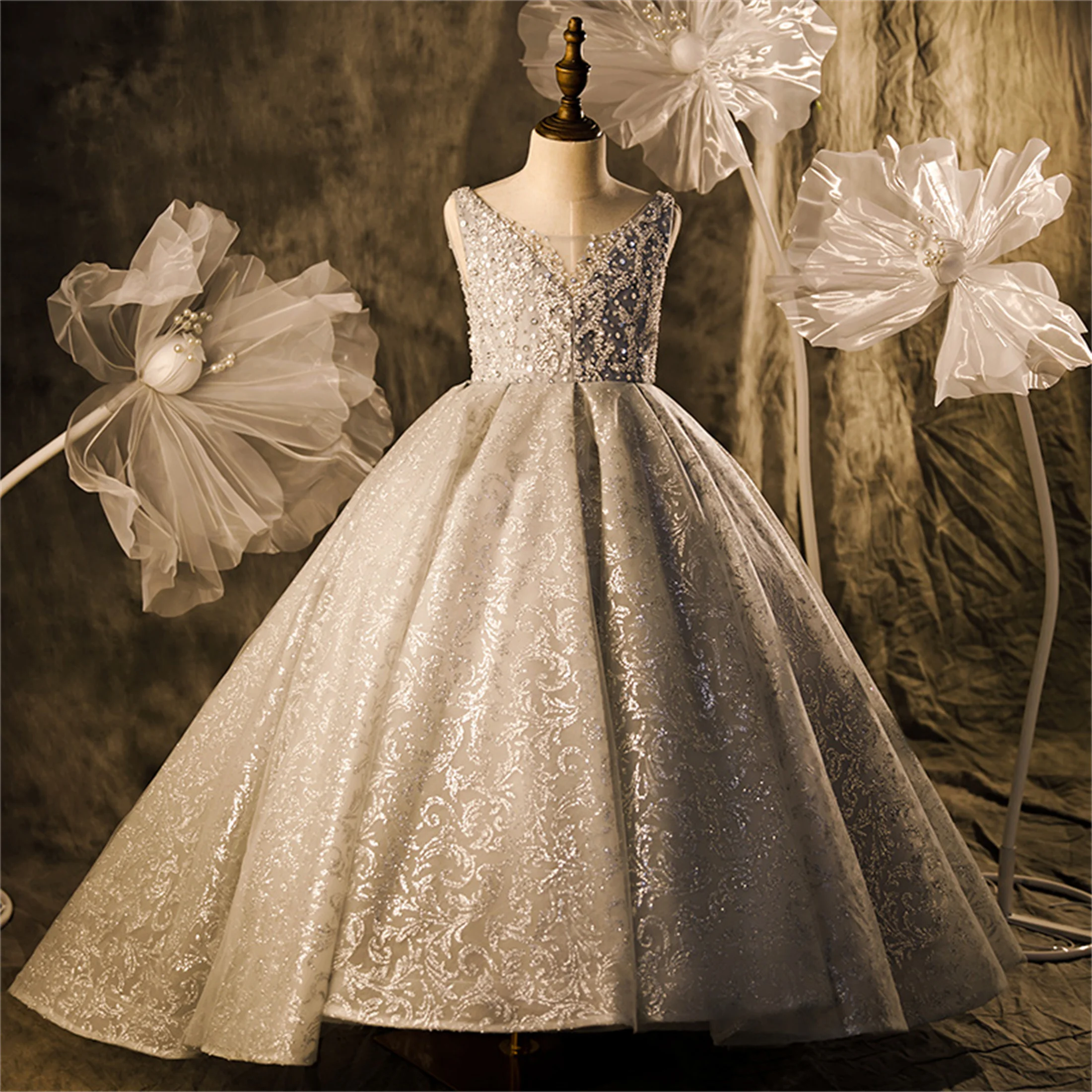 luxury silver sequin kid princess ball gowns sparkling kid celebration dresses kid birthday party princess gowns custom
luxury silver sequin kid princess ball gowns sparkling kid celebration dresses kid birthday party princess gowns custom