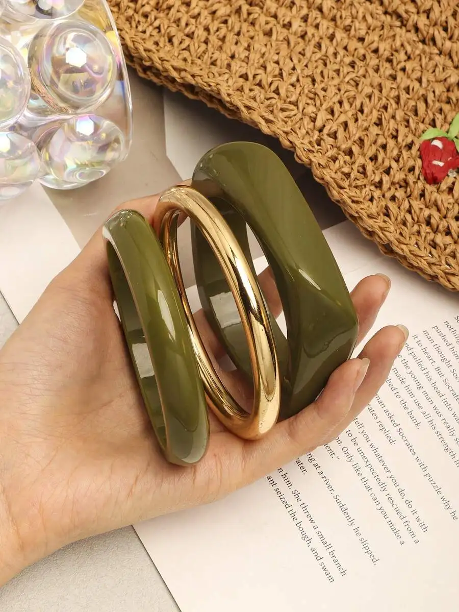 3pcs Exaggerated Asymmetric Green Acrylic Bangles, Gold Tone, Versatile Stylish Women Fashion Bracelet
3pcs Exaggerated Asymmetric Green Acrylic Bangles, Gold Tone, Versatile Stylish Women Fashion Bracelet