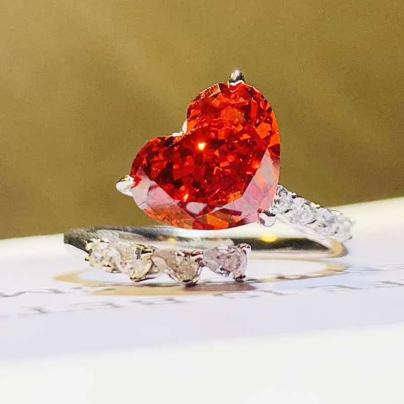 2023 Best Winter Padma 3-carat Personality Fashion Style Inlaid 8 * 10 Heart s925 Silver Ring Girl
2023 Best Winter Padma 3-carat Personality Fashion Style Inlaid 8 * 10 Heart s925 Silver Ring Girl
